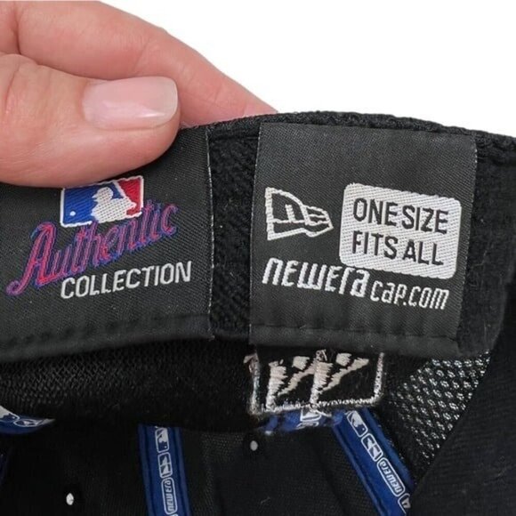 New Era World Series Champions Baltimore 04 Baseball Hat Cap - Picture 7 of 9